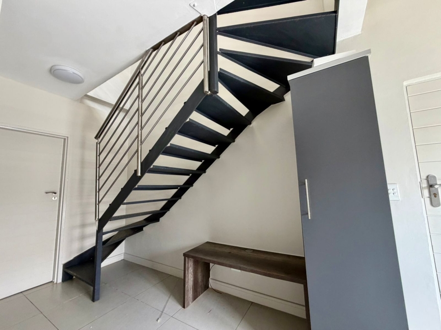 To Let 2 Bedroom Property for Rent in Bult North North West